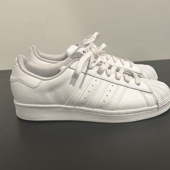 SHELLTOP/SUPERSTAR Adidas IN BRAND NEW PRE-OWNED EXCELLENT CONDITION. - Picture 4 of 9